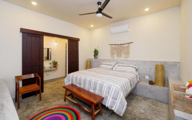 Gallo Azul, Downtown Loft Style Apartment