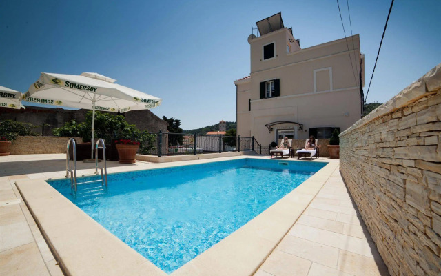 Heritage Hotel Tisno