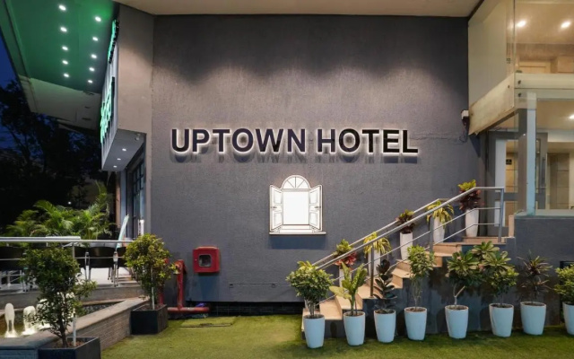 Uptown Hotel