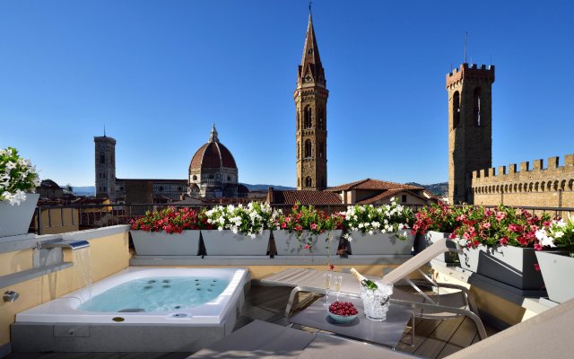 San Firenze Suites & Spa