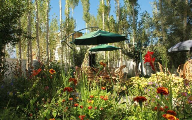 Hotel Ladakh Greens