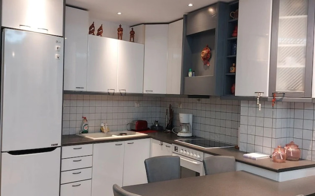 the Cosy Modern and Comfortable Apartment in the Heart of Heraklion City Centre