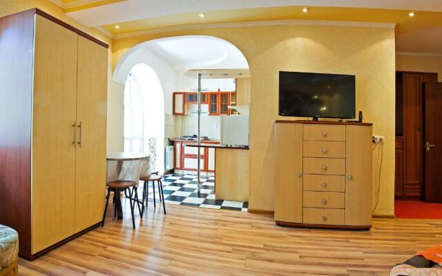 Lessor Apartments
