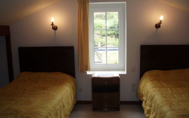 Maison Monet Terrasse et petit jardin