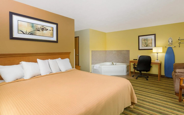 Econo Lodge Inn & Suites Yankton