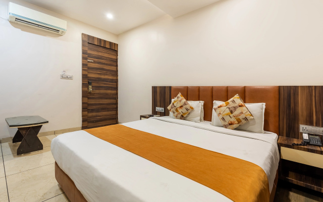 FabHotel Prime The Bentree