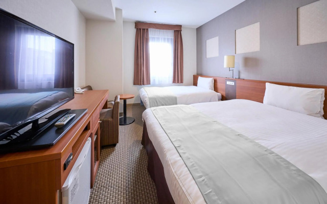 Vessel Inn Yachiyo Katsutadai Ekimae