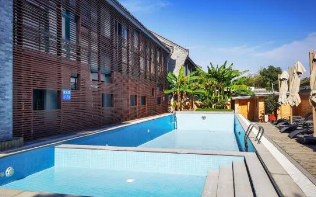 Suxin Hotel – Pool – Ningbo