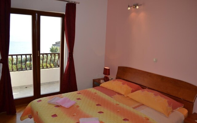 Apartments Karlo
