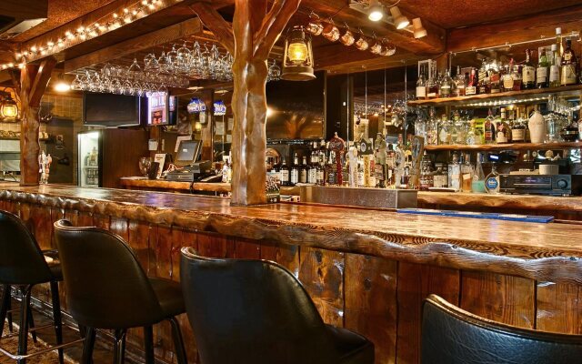 Ridgeline Hotel at Yellowstone, an Ascend Collection Hotel