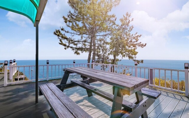 Namhae Baramundeok Pension