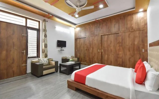 OYO 45329 Hotel Shreemaya