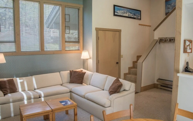 Greyhawk 26 - 2 Br Condo