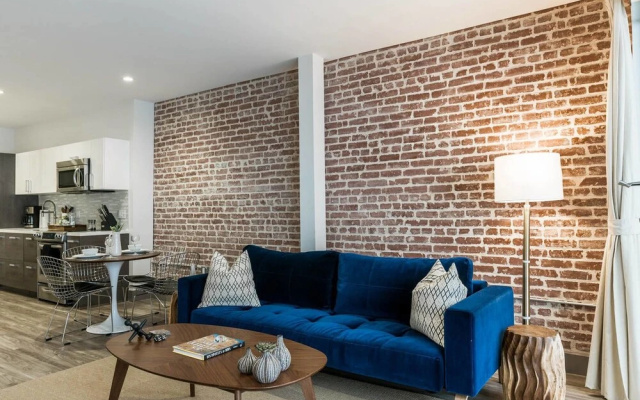 Amazing and Cozy 2 Bdrm Dtla