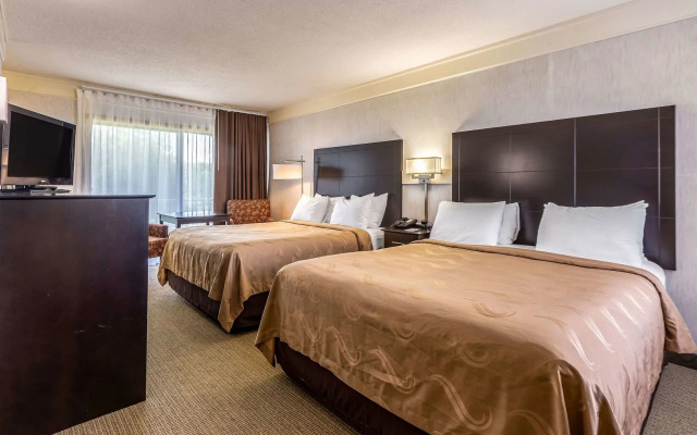 Quality Inn Lakefront