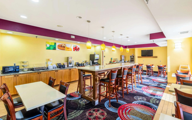 Quality Inn Texas City I-45