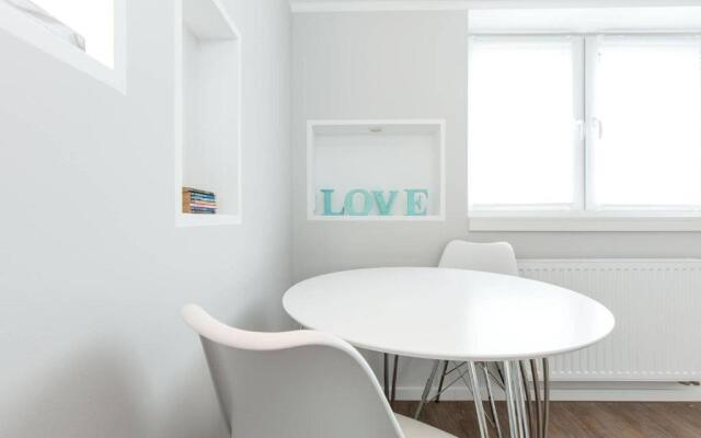 PARIS · CHILLINGHOUSE # 5, 3 Min. vom ICE, NETFLIX, Garten