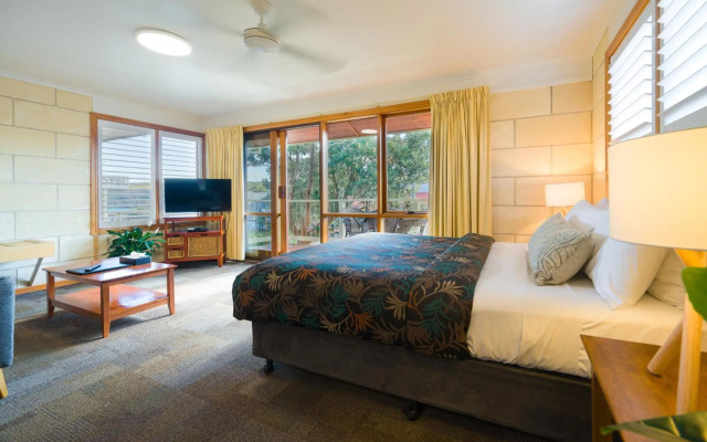Loch Ard Motor Inn – Guest Rooms – Port Campbell