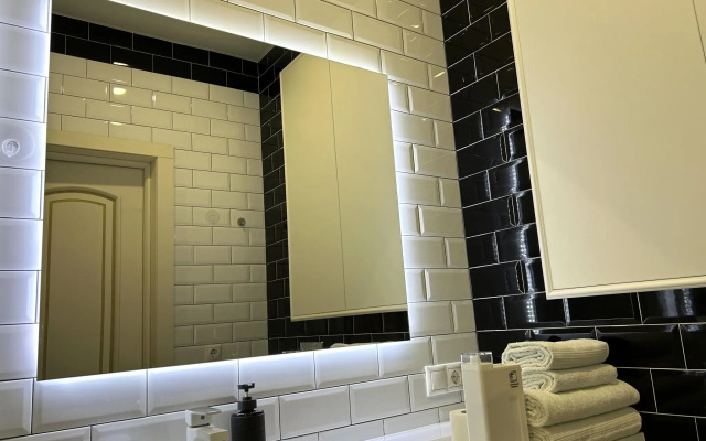 4 Сезона на бульваре Давлеткильдеева 18