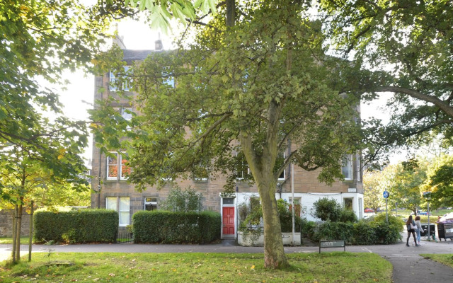 Executive 3 bed in The Meadows