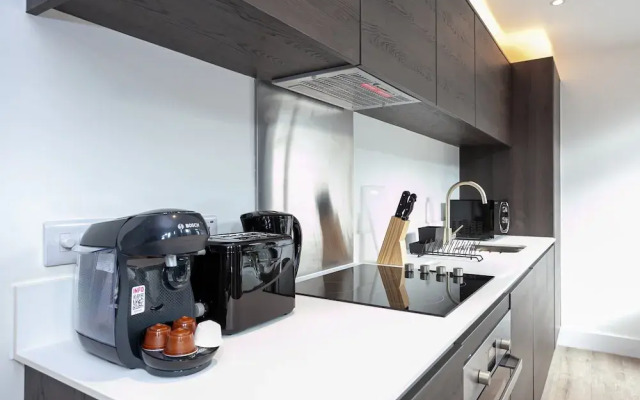 Spacious Two Bedroom Penthouse in MCR City Centre