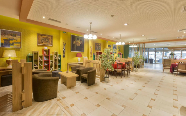 Hotel Lirak