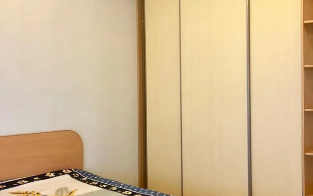 Апартаменты на площади Гагарина 6/87