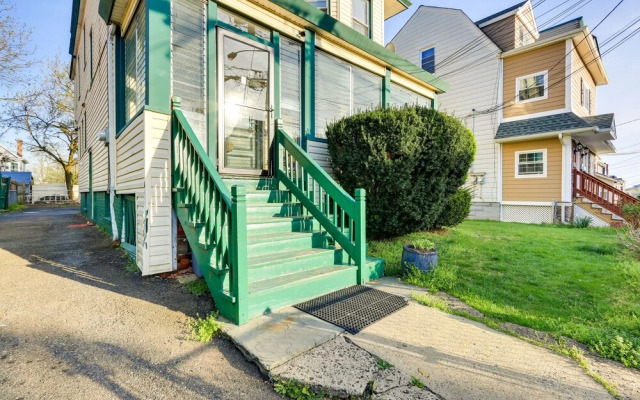 Cozy + Convenient West Orange Home - 16 Mi to Nyc!