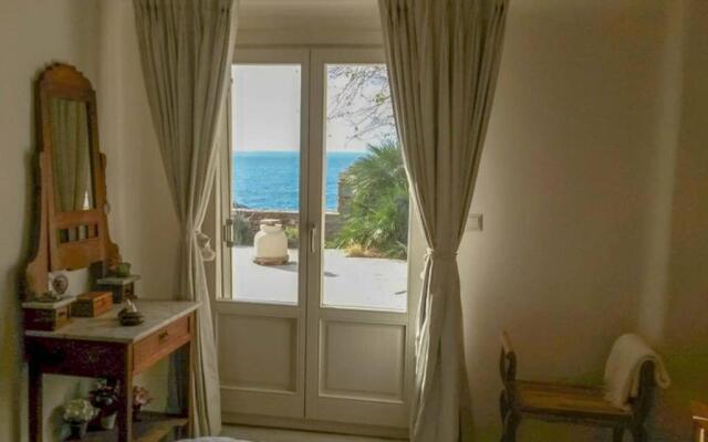 VILLA BEAUTIFIS in Kea, 4BDR/7prs, pool, seaview