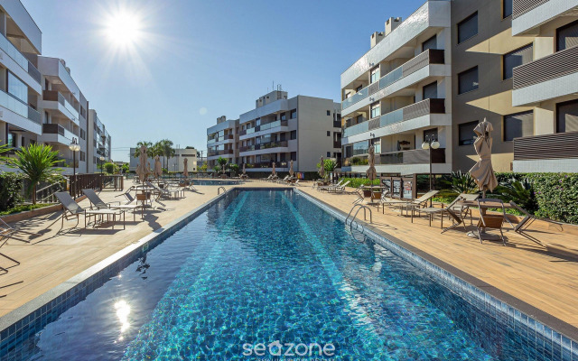 Apartamentos c/ piscinas a 200m do mar Floripa-SC ADC