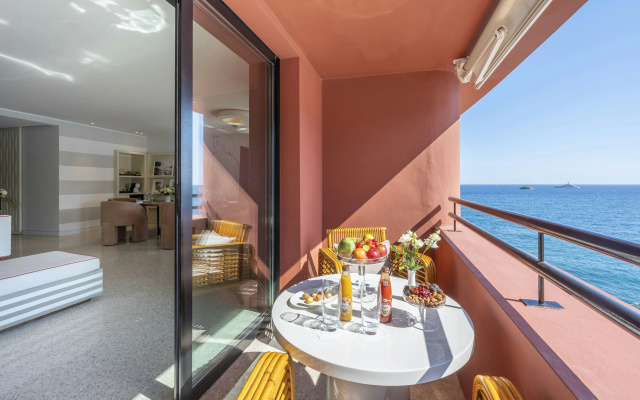 Monte Carlo Beach