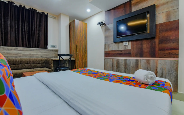 Fabhotel Middleton Desire