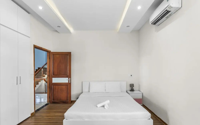 Rosemary Villa near Han River