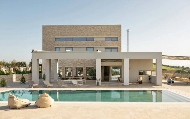 Diktamon Retreat Luxury Villa