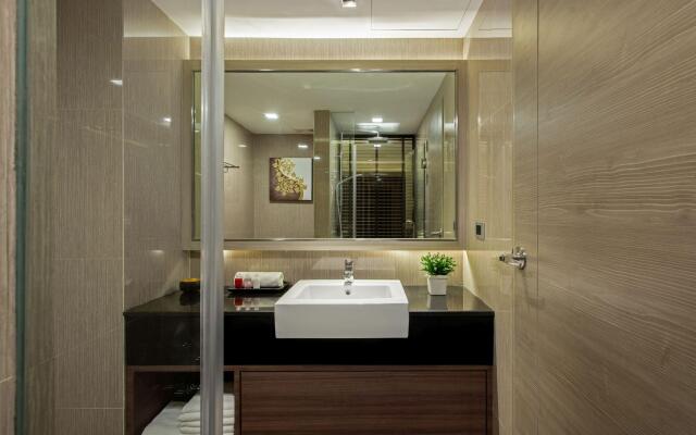 Ramada by Wyndham Bangkok Sukhumvit 11