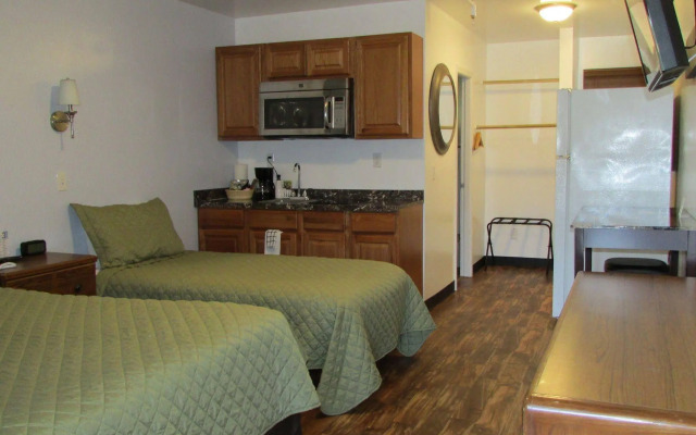 Creekwood Inn