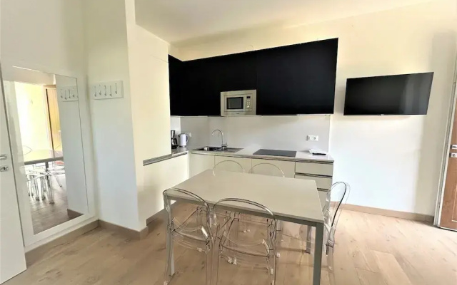 Great Flat in a Villa With Garden