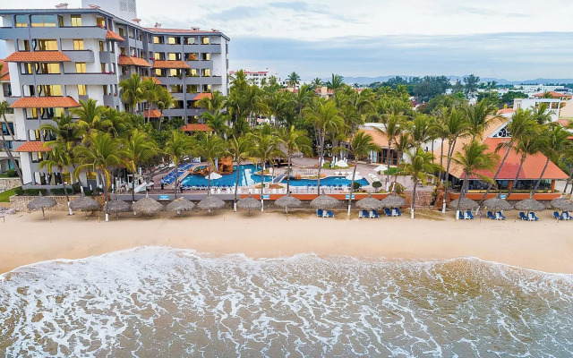 Luna Palace Hotel and Suites