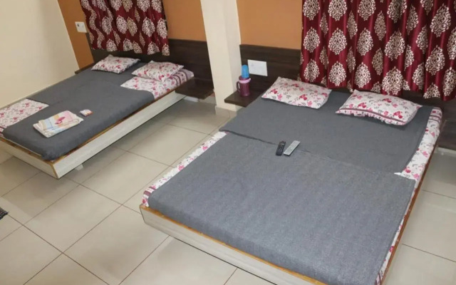 Hotel Laxmi Sadan