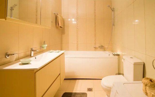 Nikolas Villas Kamilari