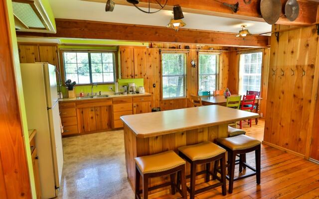 Feeling Groovy at Eagle Creek Ranch