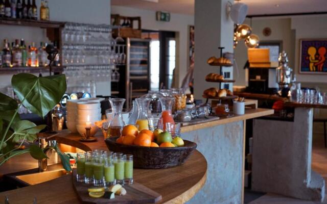 Shed HOTEL