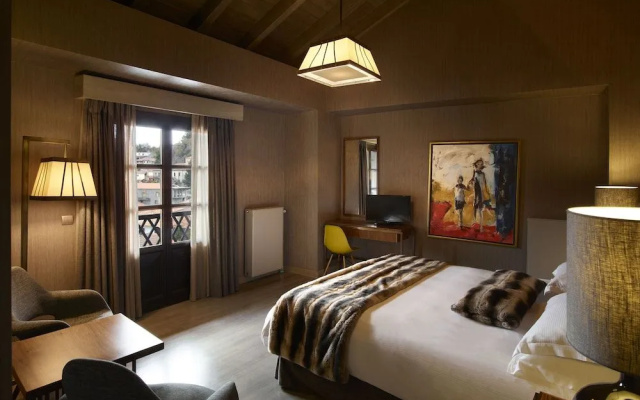 Art Mainalon Hotel