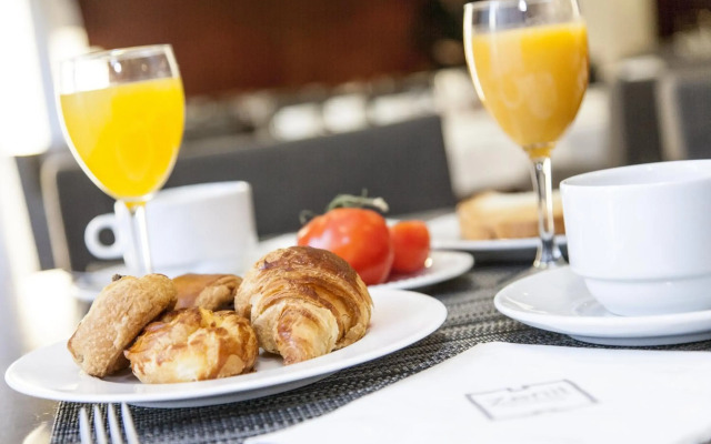 Hotel Zenit Don Yo