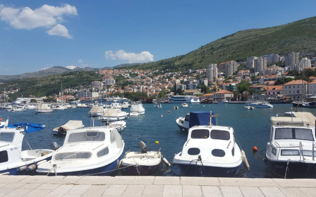 Apartments Adriatic Oasis & Marine View