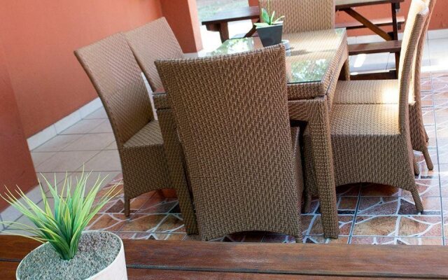 Visit Vakasha Guest Lodge 1