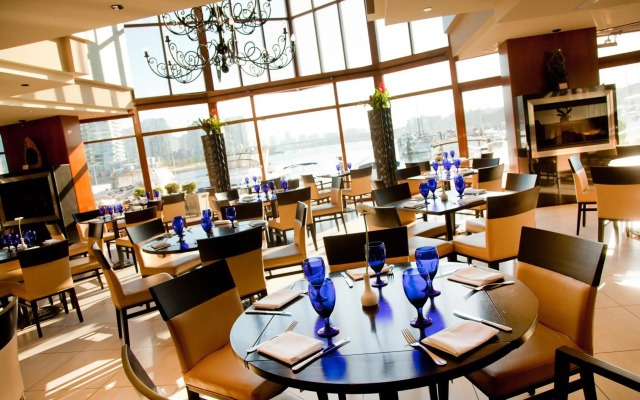 Granville Island Hotel
