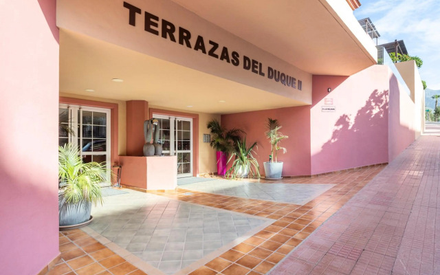 Terrazas Del Duque Sunset Apartment