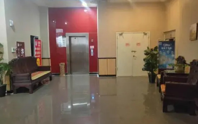 Thank You Inn (Guilin Railway Station)