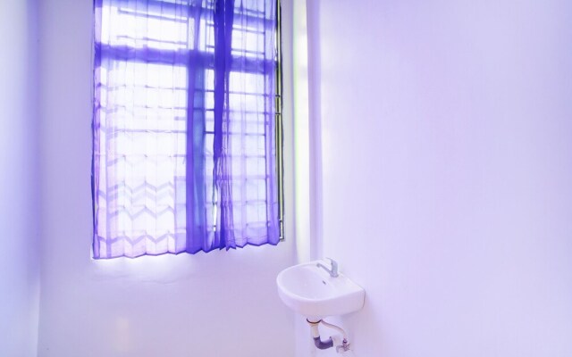 Sg Premium Guest House By Oyo Rooms